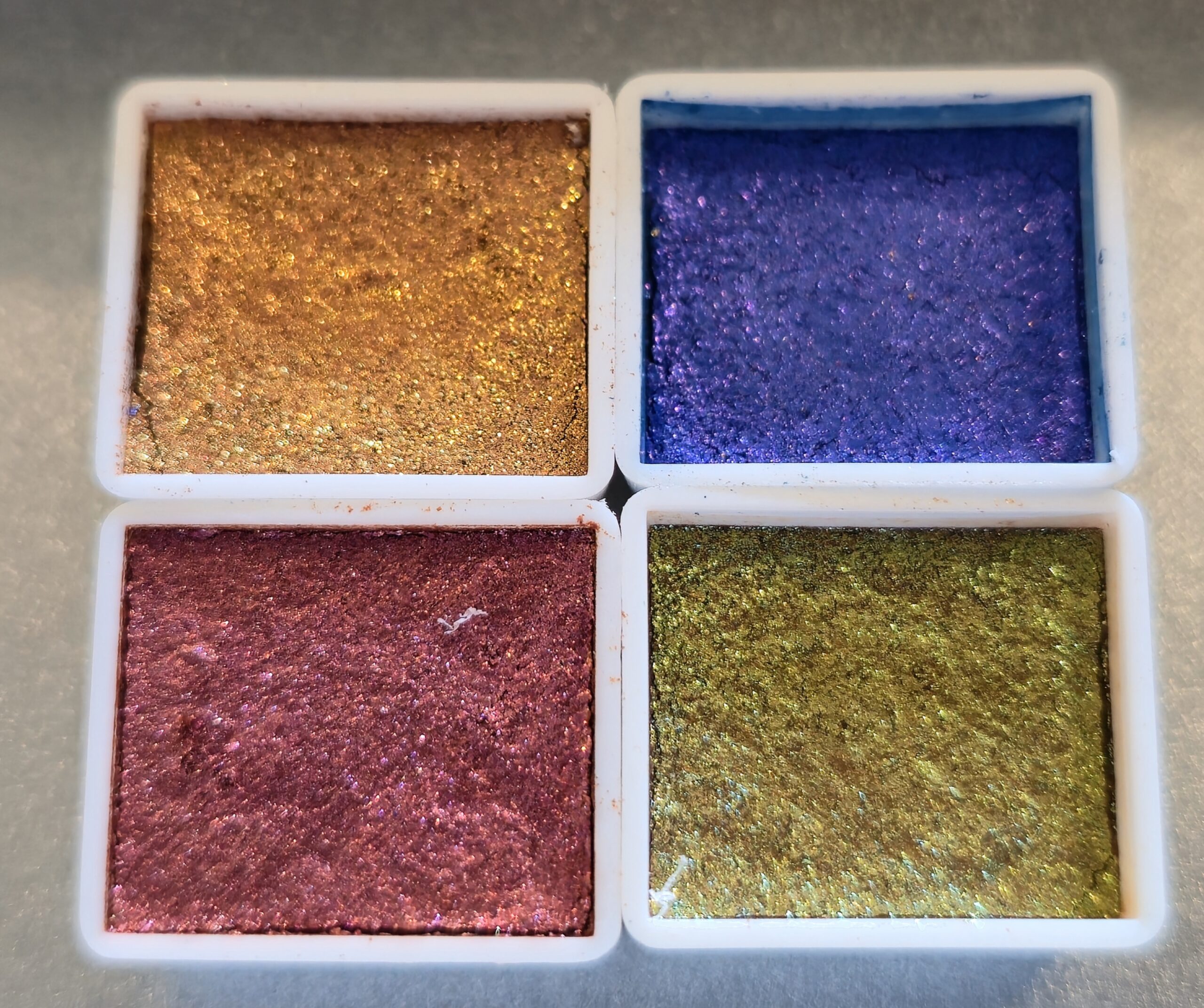 Colour shifting handcrafted high quality watercolours 4 half pans
